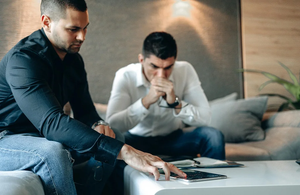 Home energy monitoring helping a household review daily power use on a digital screen