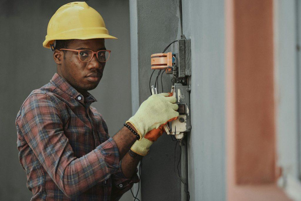 Smart meters and home energy controls helping households understand electricity use