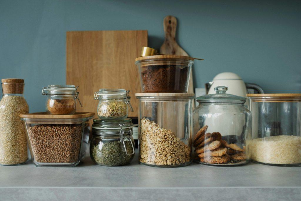 Low-waste kitchen setup with reusable containers and simple sustainable cooking tools