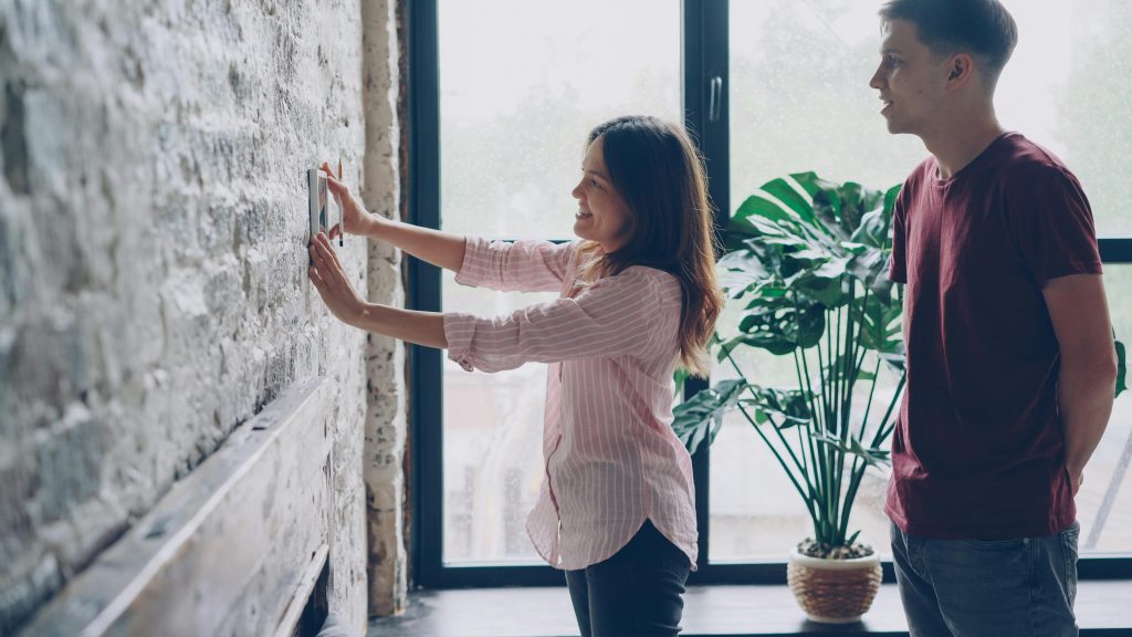 Home energy efficiency supported by careful thermostat adjustment indoors