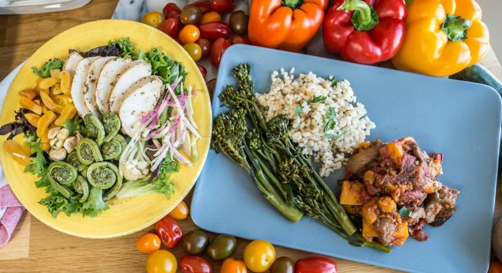 Running eat-first note helping guide meal choices around leftovers and produce at home