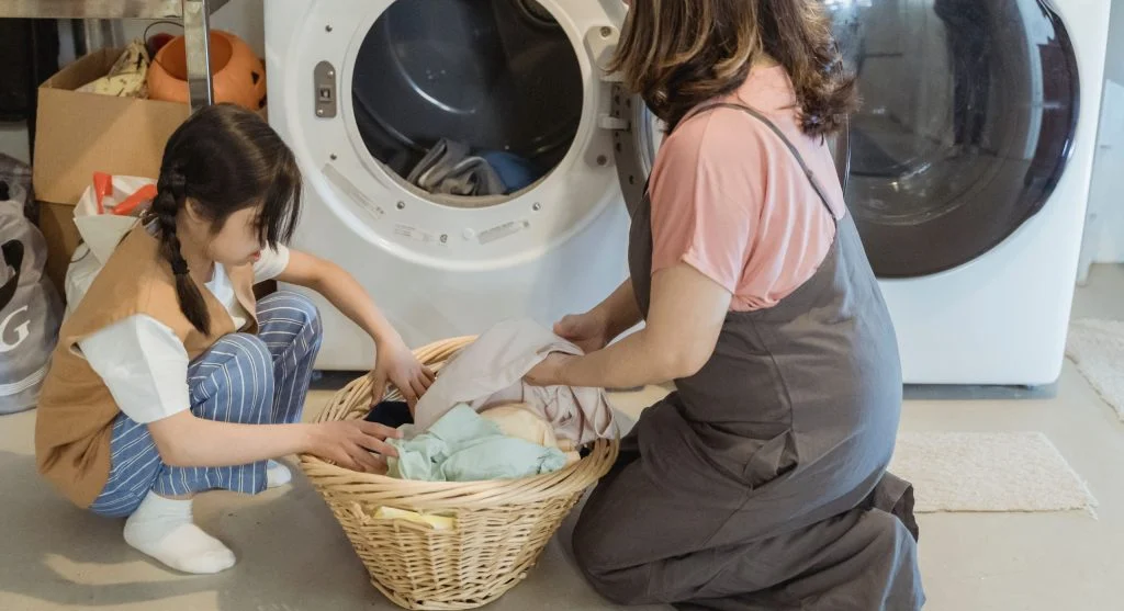 Off-peak appliance window helping a household group chores into one easier energy routine